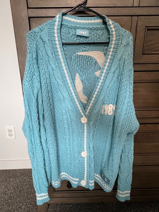Taylor Swift Sweaters - Taylor Swift 1989 TV cardigan